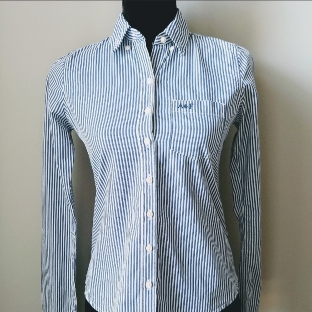 Striped button down navy blue Abercrombie & Fitch